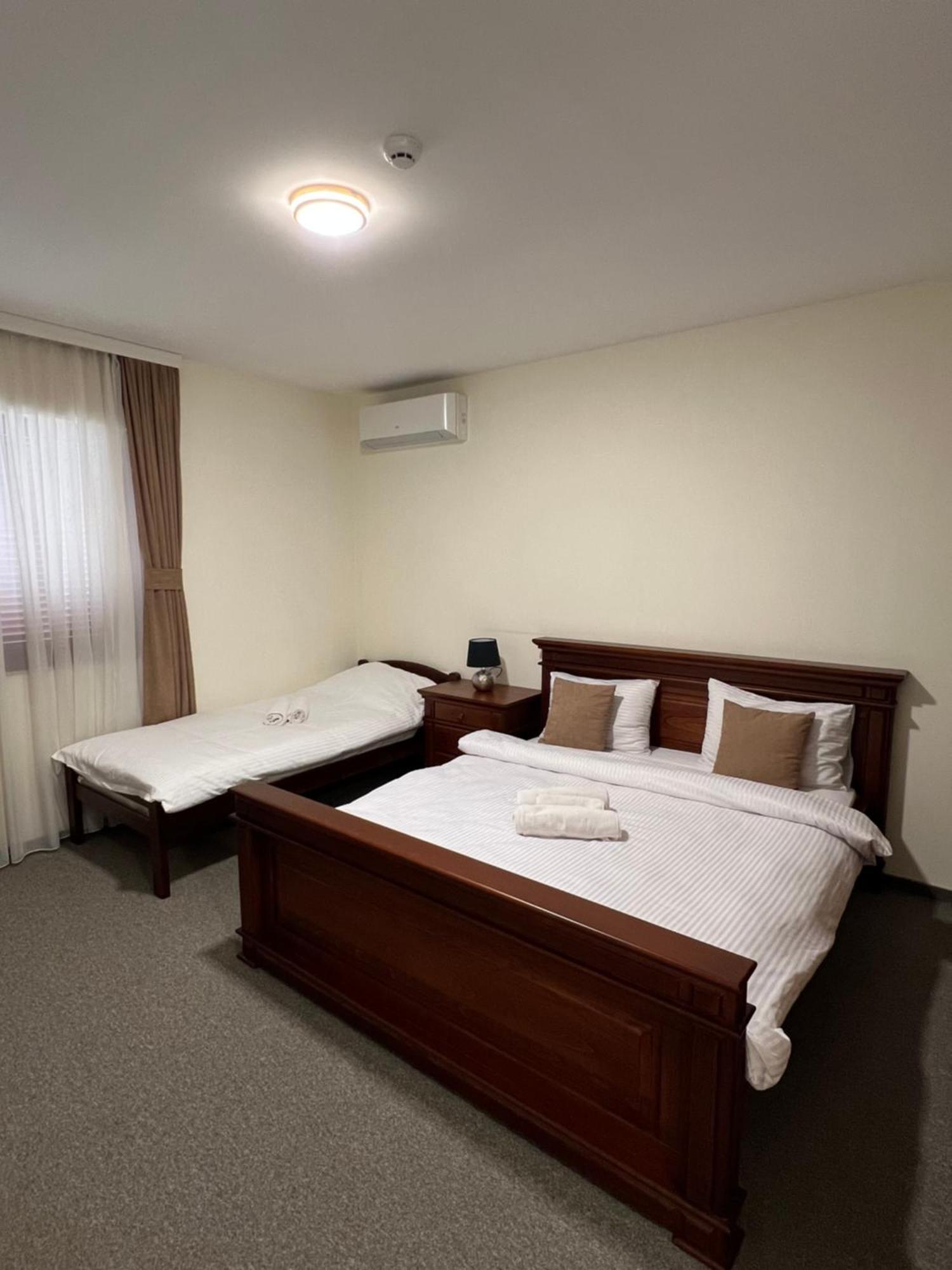 Motel Zeta Lux Mitrovici  Exterior photo